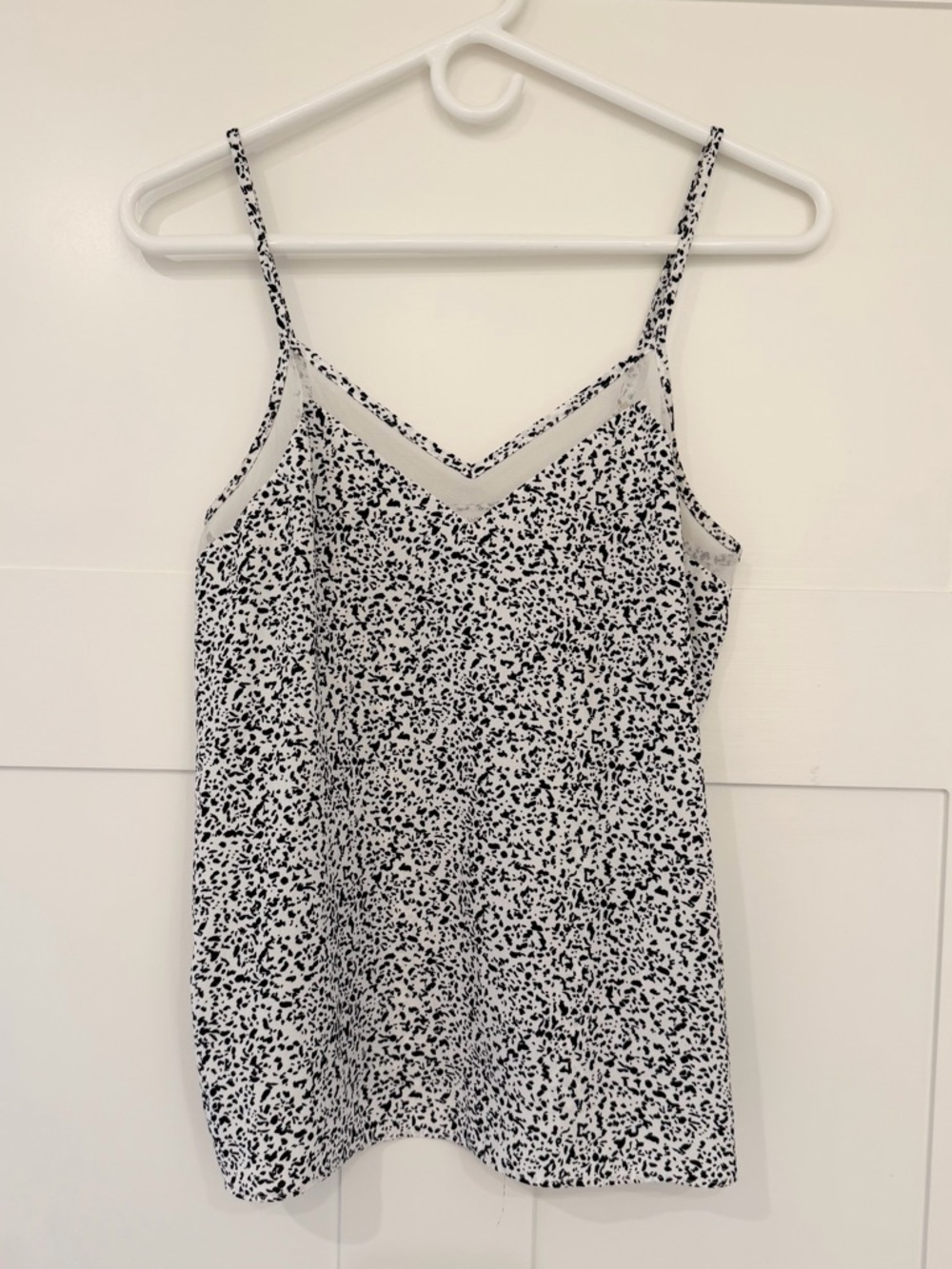 Nine West Black and White Printed Spaghetti Strap Cami